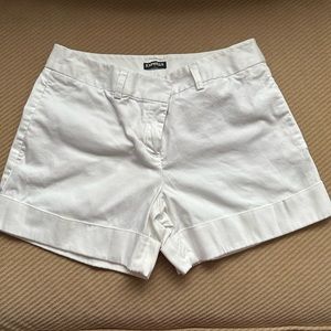 EXPRESS Mid Rise classic shorts. White. Size S.